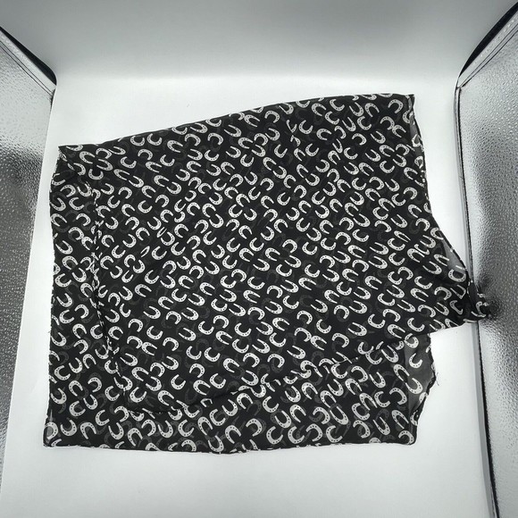 Infinity Black Scarf horseshoe print - Picture 9 of 11